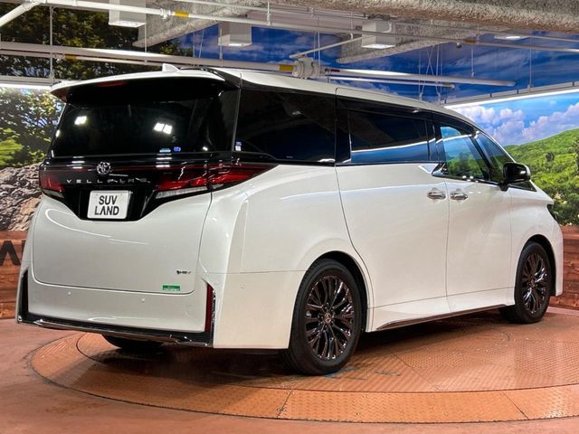 TOYOTA VELLFIRE  HYBRID 2025