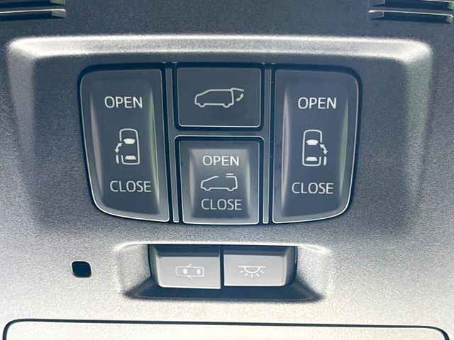 TOYOTA VELLFIRE 2015