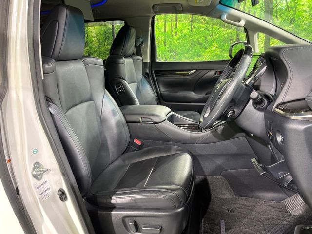 TOYOTA VELLFIRE 2015