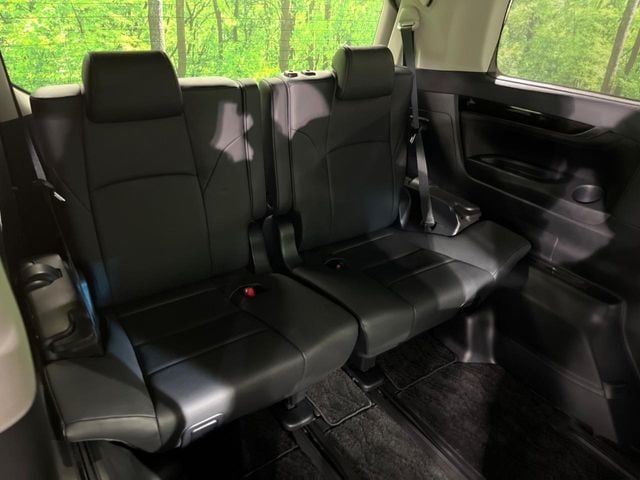 TOYOTA VELLFIRE 2015