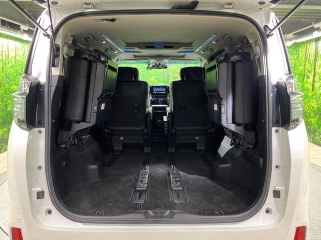 TOYOTA VELLFIRE 2015