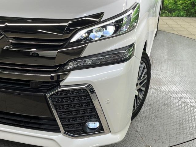 TOYOTA VELLFIRE 2015