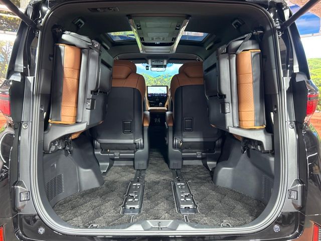 TOYOTA VELLFIRE  HYBRID 2024