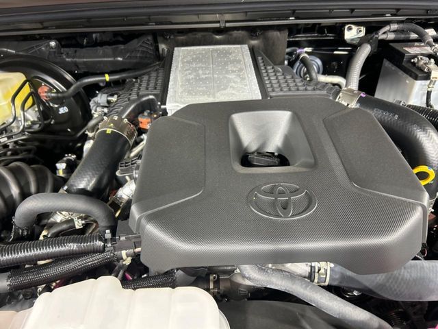 TOYOTA LANDCRUISER 250 2024