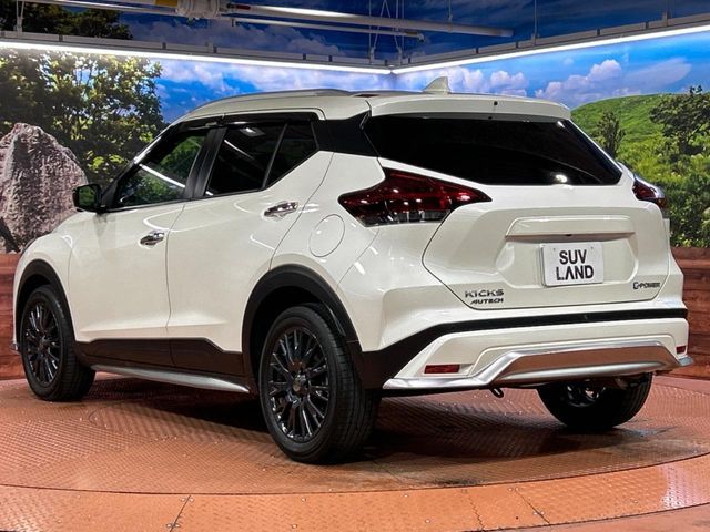 NISSAN KICKS 2021