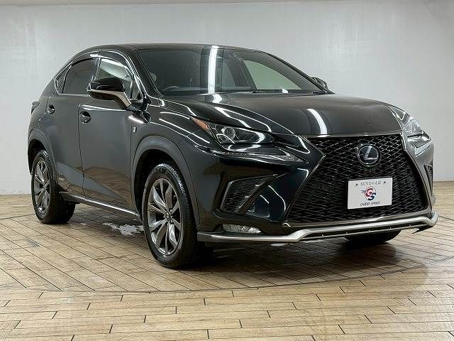TOYOTA LEXUS NX300h AWD 2020