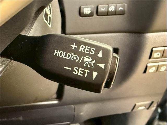 TOYOTA LEXUS NX300h 2018