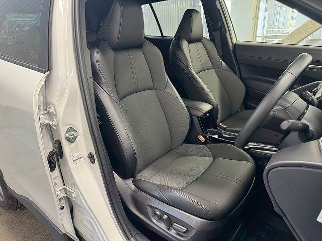 TOYOTA COROLLA CROSS HYBRID 2024