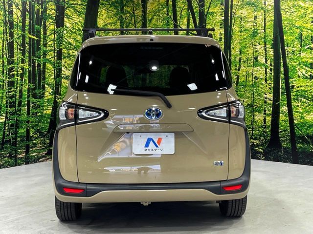 TOYOTA SIENTA HYBRID 2019