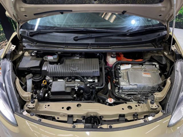 TOYOTA SIENTA HYBRID 2019