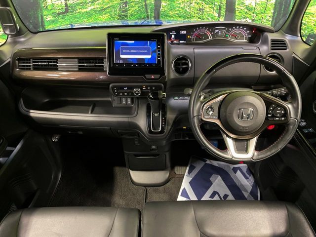 HONDA N BOX CUSTOM 2017