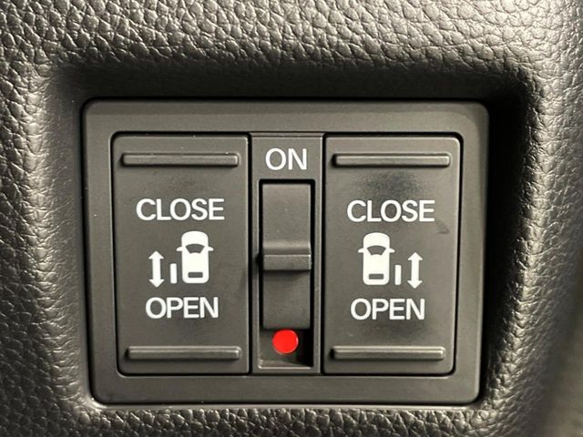 HONDA N BOX CUSTOM 2017