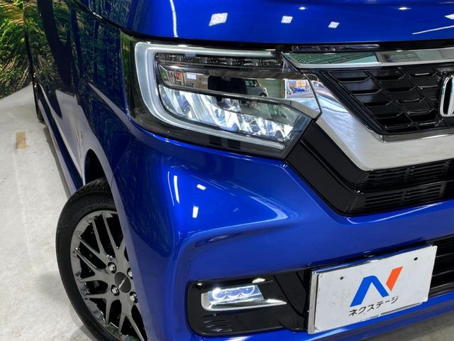 HONDA N BOX CUSTOM 2017