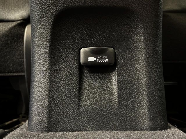 TOYOTA PRIUS PHV 2017