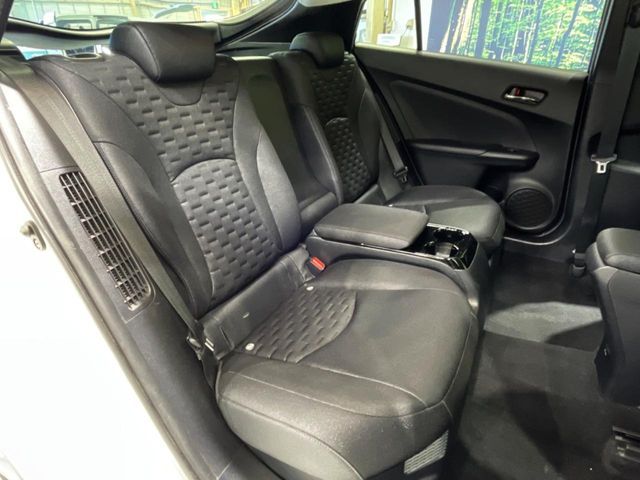 TOYOTA PRIUS PHV 2017