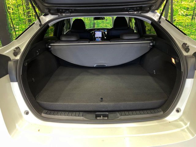 TOYOTA PRIUS PHV 2017