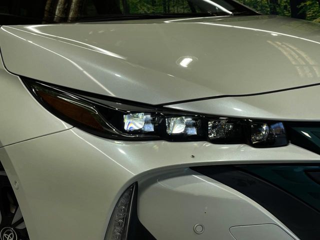 TOYOTA PRIUS PHV 2017