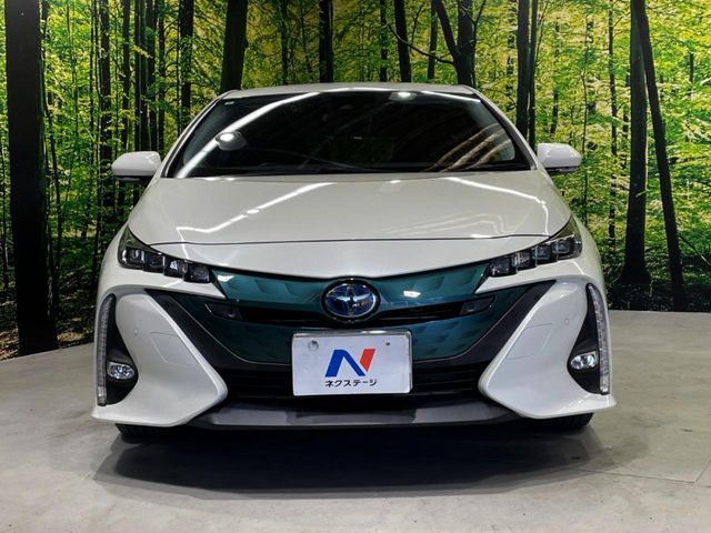 TOYOTA PRIUS PHV 2017
