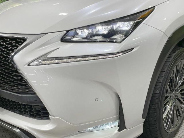 TOYOTA LEXUS NX300h AWD 2014