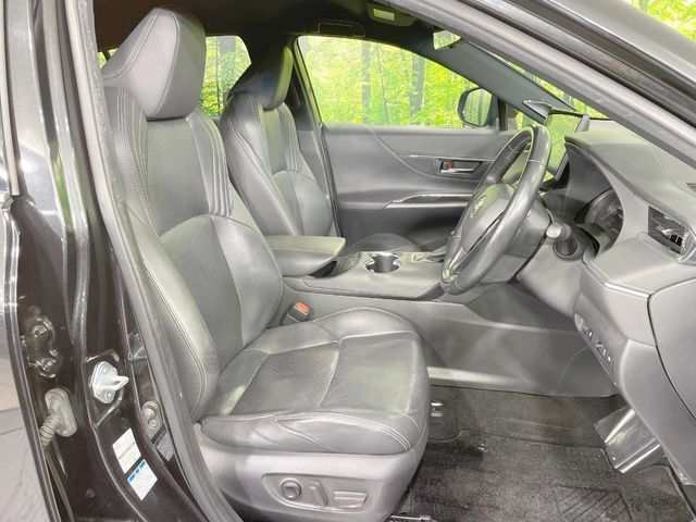 TOYOTA HARRIER 4WD 2020