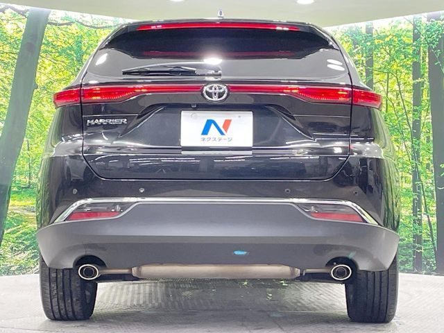 TOYOTA HARRIER 4WD 2020