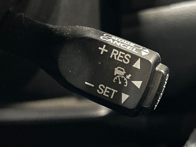 TOYOTA HARRIER HYBRID 2015