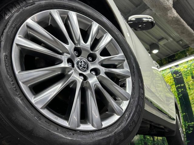 TOYOTA HARRIER HYBRID 2015