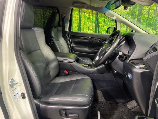 TOYOTA ALPHARD hybrid 4WD 2020