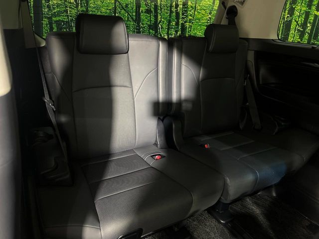 TOYOTA ALPHARD hybrid 4WD 2020