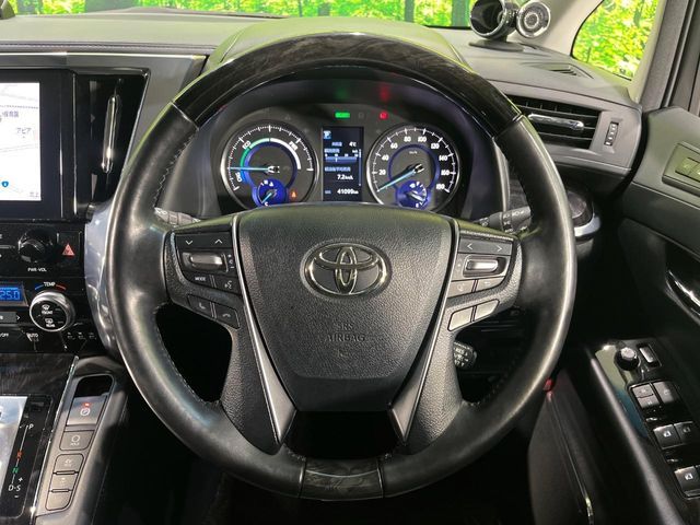 TOYOTA ALPHARD hybrid 4WD 2020