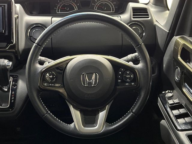 HONDA N BOX CUSTOM 2019