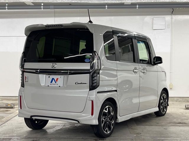 HONDA N BOX CUSTOM 2019