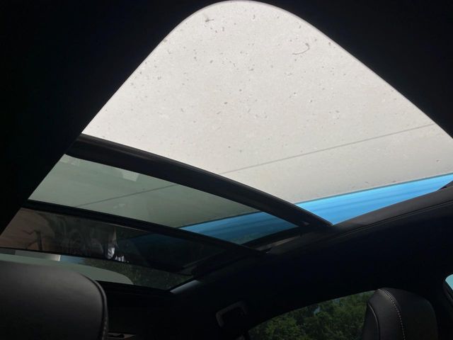 TOYOTA HARRIER HYBRID 2015