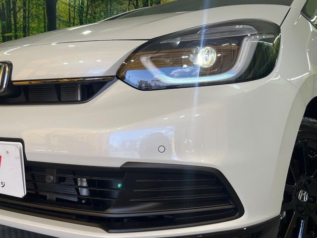 HONDA FIT e:HEV 2025