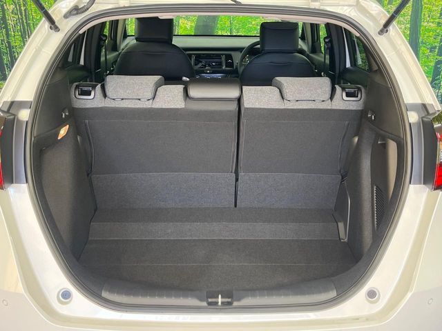 HONDA FIT e:HEV 2025