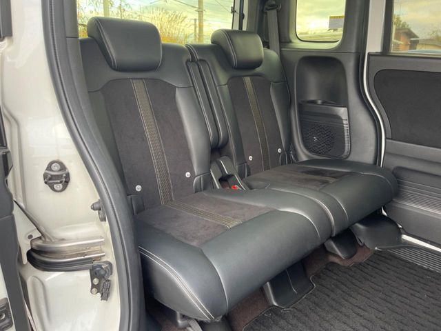 HONDA N BOX CUSTOM 2019