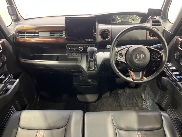 HONDA N BOX CUSTOM 2021