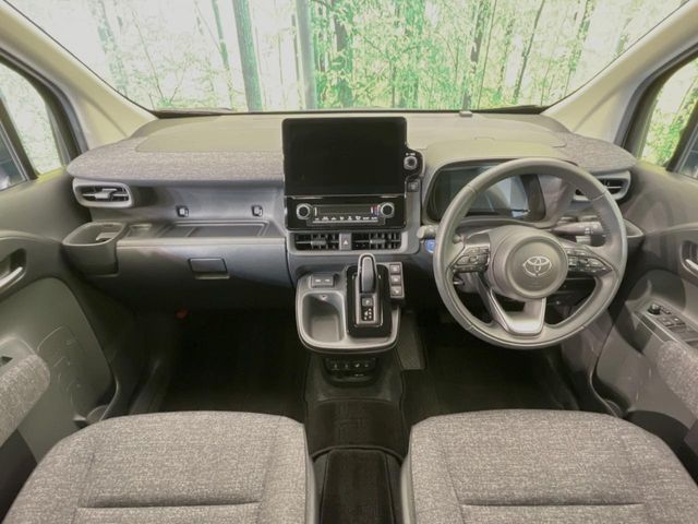 TOYOTA SIENTA HYBRID 2022