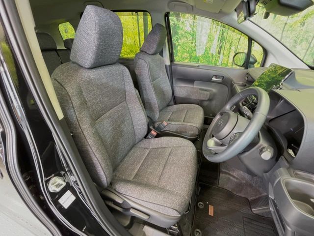 TOYOTA SIENTA HYBRID 2022