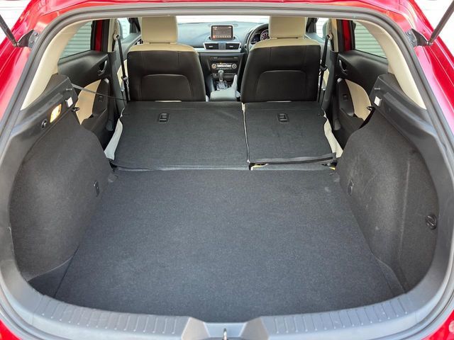 MAZDA AXELA SPORTS 2015