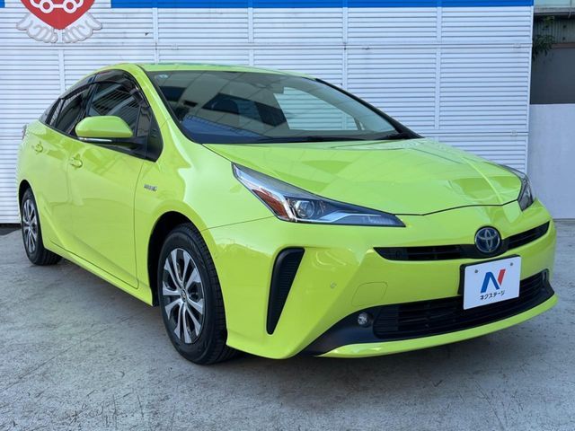 TOYOTA PRIUS 2019