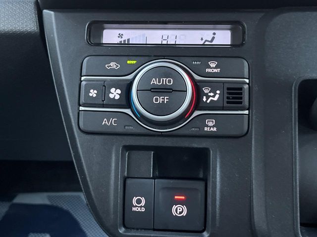 DAIHATSU TANTO FAN CROSS 2023