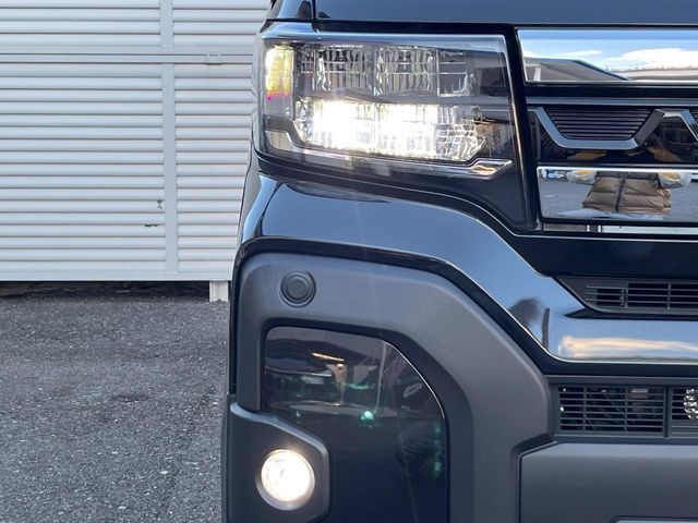 DAIHATSU TANTO FAN CROSS 2023