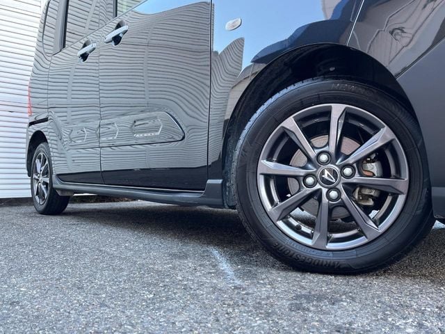 DAIHATSU TANTO FAN CROSS 2023