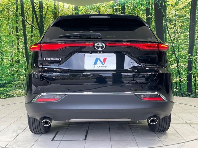 TOYOTA HARRIER 2WD 2023