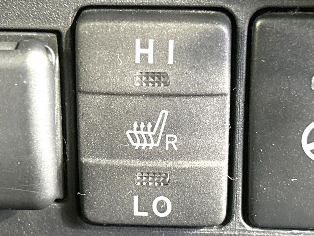 TOYOTA SIENTA HYBRID 2019