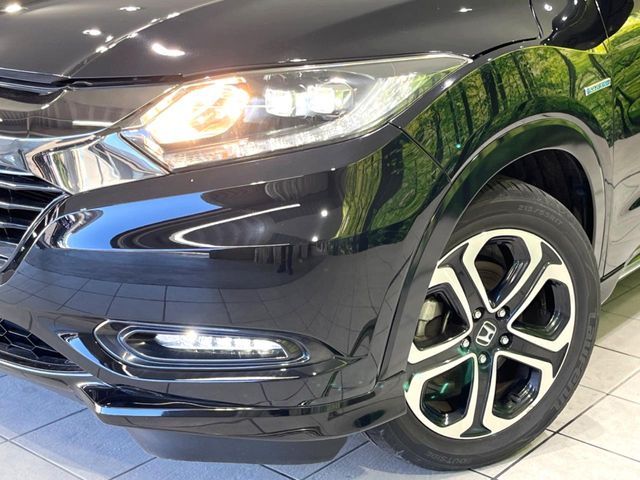 HONDA VEZEL HYBRID 2016