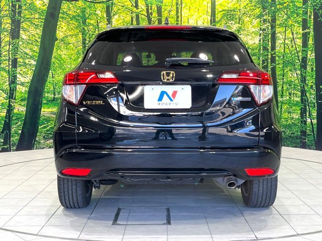 HONDA VEZEL HYBRID 2016