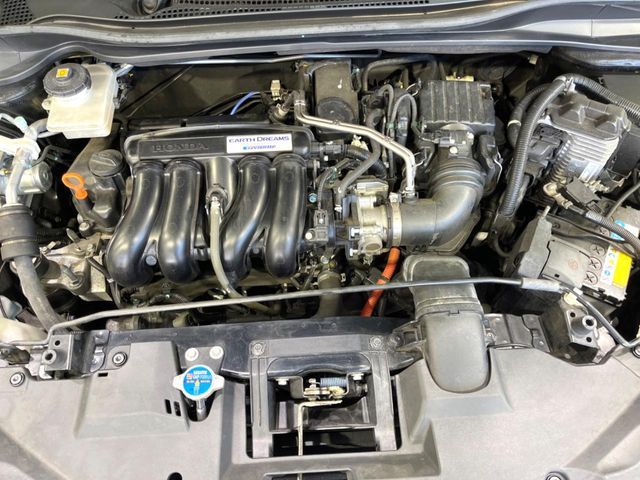 HONDA VEZEL HYBRID 2016