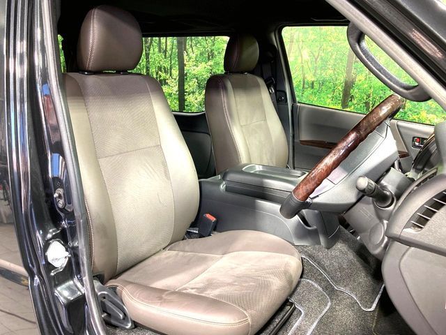 TOYOTA HIACE van 2WD 2019